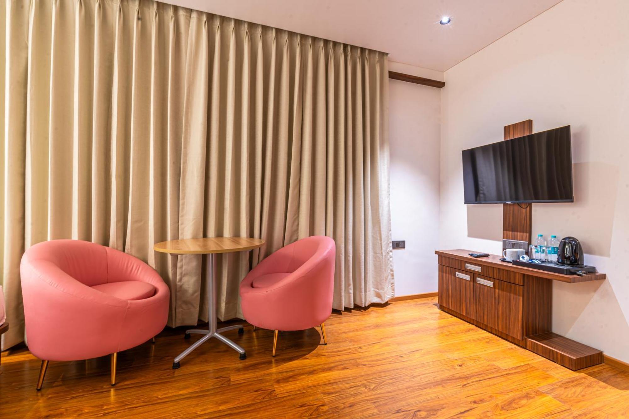 Treebo Premium Heritage Grand -Majiwada Thane Exterior photo